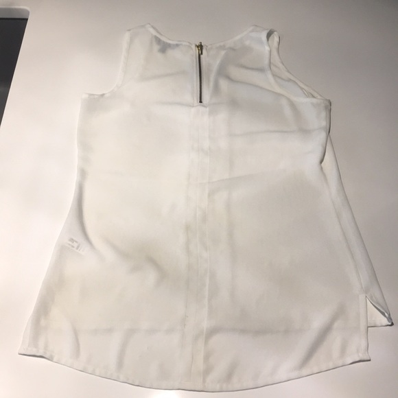 Small white Express Tank - Picture 3 of 5